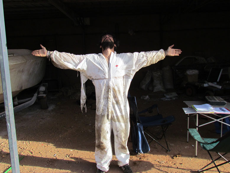 luis implorando la ayuda del divino